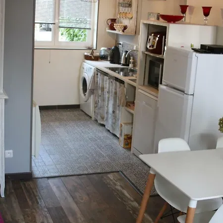 Le De L'antre Lacs Holiday home *